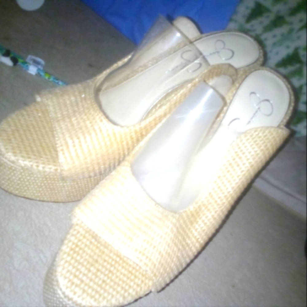 Beige heels
